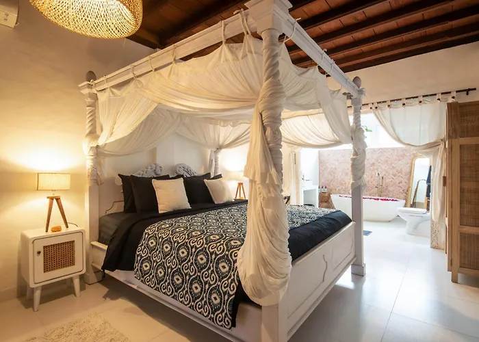 Villa Monroe 3br Luxury With Concierge Netflix Private Pool 900m To