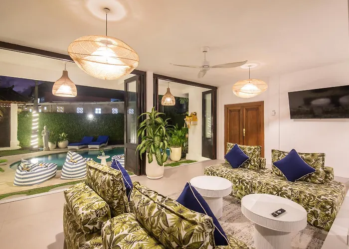 Monroe 3br Luxury With Concierge Netflix Private Pool 900m To Villa Seminyak
