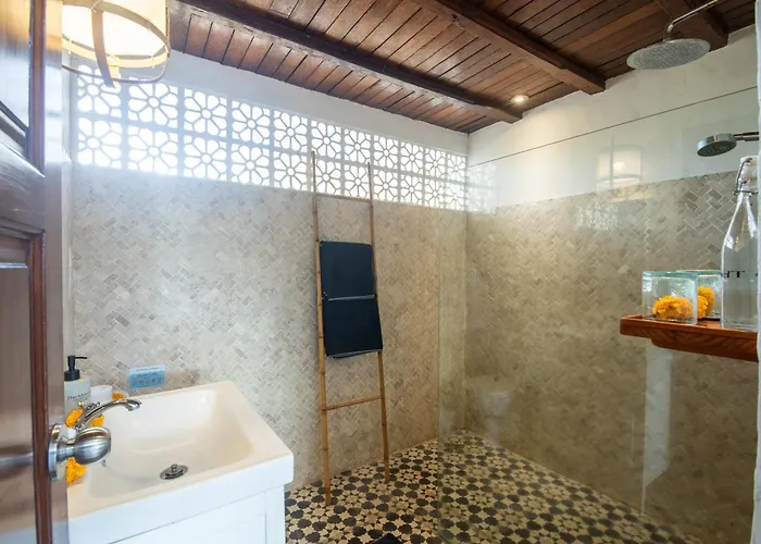 Monroe 3br Luxury With Concierge Netflix Private Pool 900m To Seminyak