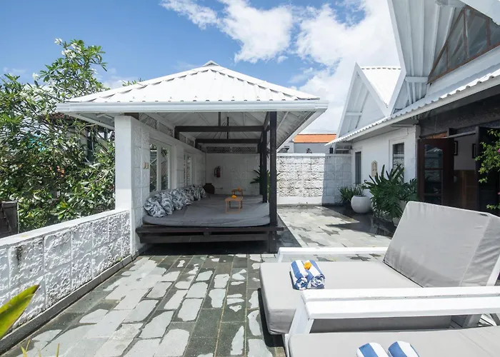 Monroe 3br Luxury With Concierge Netflix Private Pool 900m To スミニャック